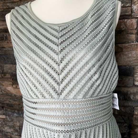 Charlotte Russe Light Green Patterned Mini Dress - Picture 4 of 12